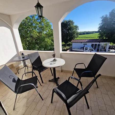 Apartment T&t Porec